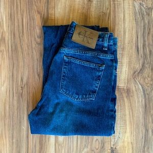 CALVIN KLEIN MOM JEANS